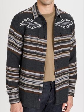 Faherty canyon Cream and Black Pullover with Sun Logo